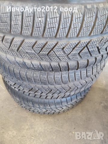 зимни гуми pirelli 235/65/17, снимка 5 - Гуми и джанти - 50630070