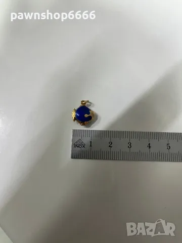 Винтидж златно-син емайлиран  талисман риба 18 карата, снимка 8 - Антикварни и старинни предмети - 48477740