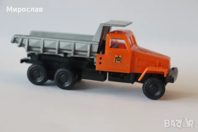 IGRA?? H0 1/87 PRAGA TATRA КАМИОН САМОСВАЛ МОДЕЛ КОЛИЧКА ИГРАЧКА, снимка 3 - Колекции - 49242546
