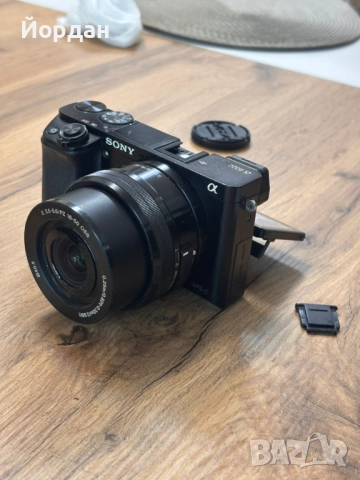 Sony A6000 с обектив 16–50mm + комплект аксесоари, снимка 7 - Фотоапарати - 52454350
