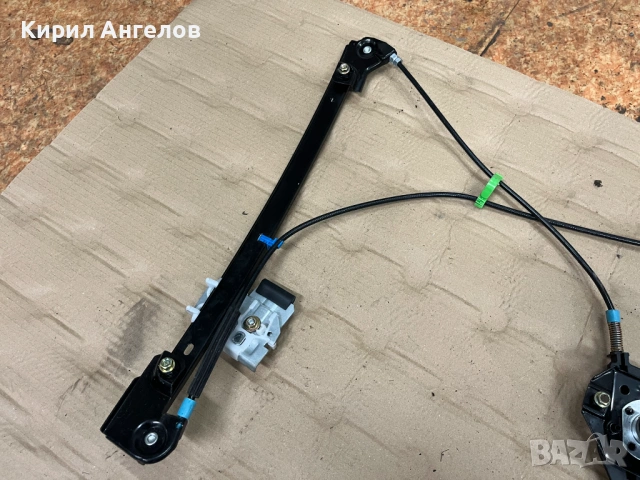 Преден ляв механизъм на стъклото за VW Golf 3 (механичен), снимка 3 - Части - 53607731