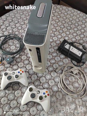 Xbox 360 Console + accessories , снимка 1 - Xbox конзоли - 37612171