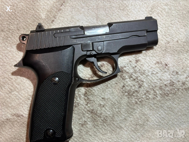 пистолет ASTRA A-100 9x19, снимка 2 - Бойно оръжие - 53058663