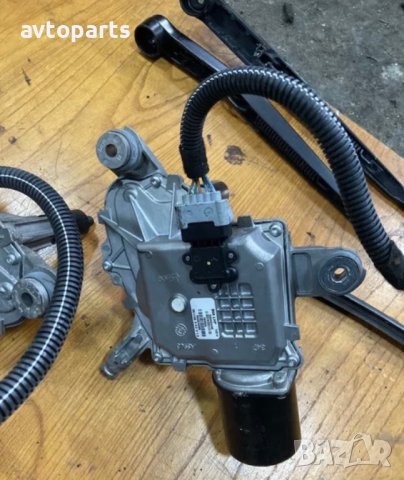 Citroen c4 picasso 2009година Мотори чистачки, снимка 4 - Части - 40686466