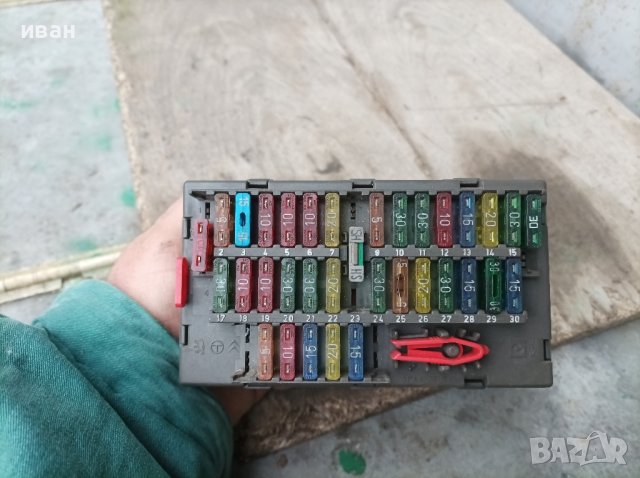 Бушонно табло бушониера за Пежо 306 1.9 TDI. 90 кс. 97 год., снимка 2 - Части - 43105199