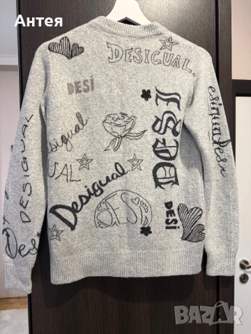 Продавам дамски зимен пуловер Desiqual, снимка 4 - Блузи с дълъг ръкав и пуловери - 52943714