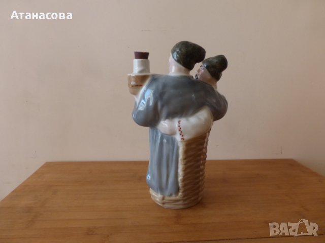 Рядка порцеланова фигура-бутилка Украйна 1990 г 3, снимка 4 - Антикварни и старинни предмети - 43690380