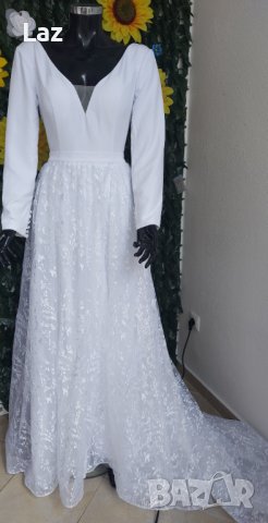 сватбена булчинска рокля с шлейф и ръкави