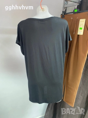 тениска с блестящи пайети, снимка 5 - Тениски - 52099707