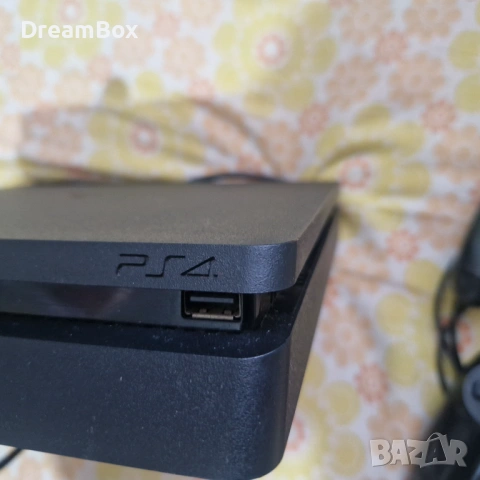 Playstation 4, снимка 2 - PlayStation конзоли - 53578520