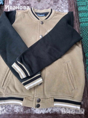 Якета / суитшърти ръст 122-128 см., снимка 4 - Детски анцузи и суичери - 51912227