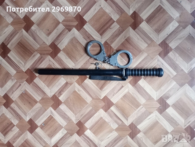 тактическа полицейска палка + белезници 
