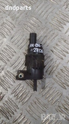 Помпичка чистачки Audi A4 B8 2011г.	