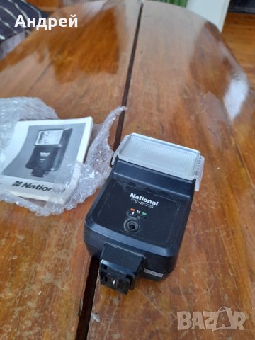 Стара светкавица за фотоапарат National, снимка 2 - Антикварни и старинни предмети - 39069390