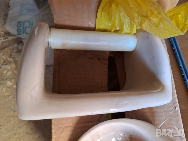 Порцеланови аксесоари за баня, снимка 8 - Други стоки за дома - 49581057