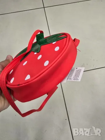 детски чантички ягода, снимка 4 - Раници - 49701204