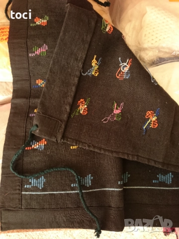 Старинни престилки за народни носии, снимка 5 - Антикварни и старинни предмети - 51600512