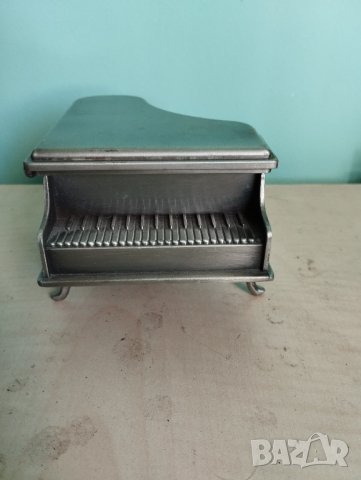 Кутия за бижута-роял