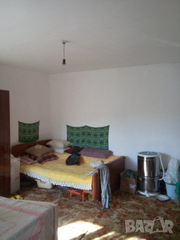 Продавам къща с. Ново Янково, снимка 8 - Къщи - 38428015