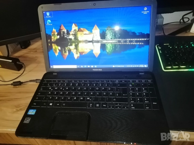 Лаптоп TOSHIBA SATELLITE C850-1E7, снимка 4 - Лаптопи за работа - 52385607