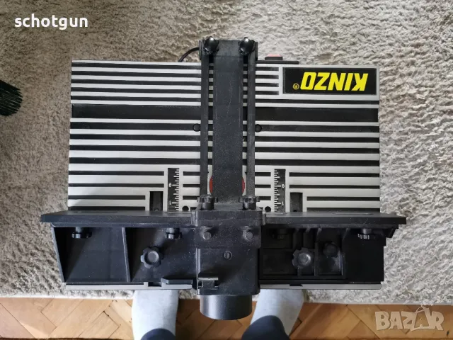  Маса за оберфреза с оберфреза