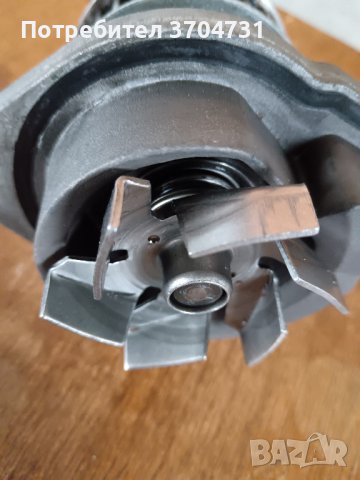 Водна помпа W, Scoda, Seat 1.4 16v, снимка 2 - Части - 43707584