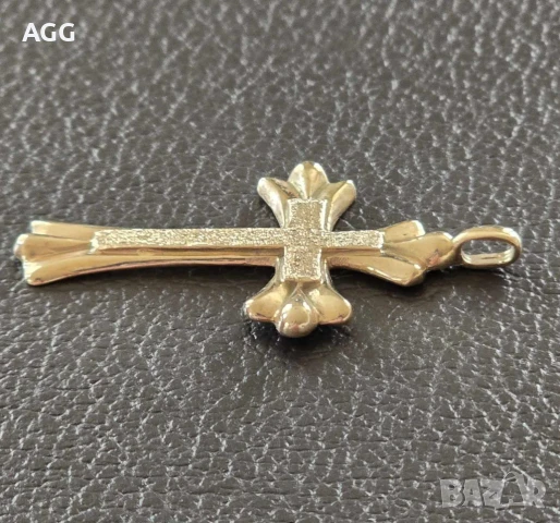 Елегантен и стилен златен кръст, снимка 2 - Колиета, медальони, синджири - 50589702