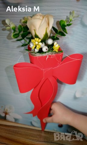 Букет от сапунени рози букети роза , снимка 2 - Романтични подаръци - 37954846