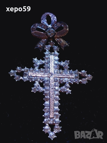 Стар антикварен кръст(медальон)Франция,19век.сребро и злато/каталожна цена 1600$/