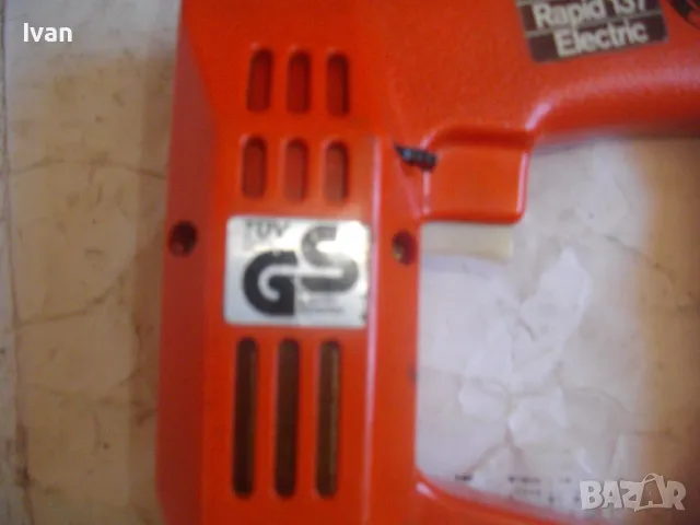 Rapid 137 Electric Made in SWEDEN Шведски Електрически ТАКЕР за скоби за кабели 5мм Оригинален РАПИД, снимка 10 - Други инструменти - 47341869