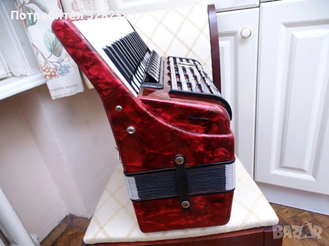 Акордеон Велтмайстер Консона 96 баса, снимка 7 - Акордеони - 52065884