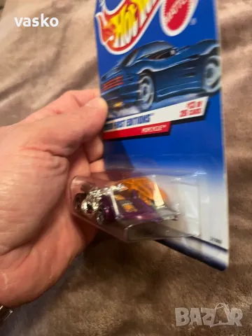 Hotwheels 1999 PORCYCLE, снимка 4 - Колекции - 49653224
