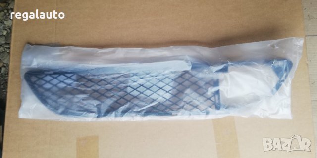 51117154550,решетка средна предна броня BMW E90,91,2004-2008, снимка 4 - Части - 32892568
