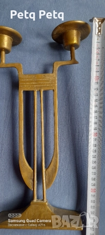 бронзов масивен стар свещник , снимка 3 - Антикварни и старинни предмети - 51999616