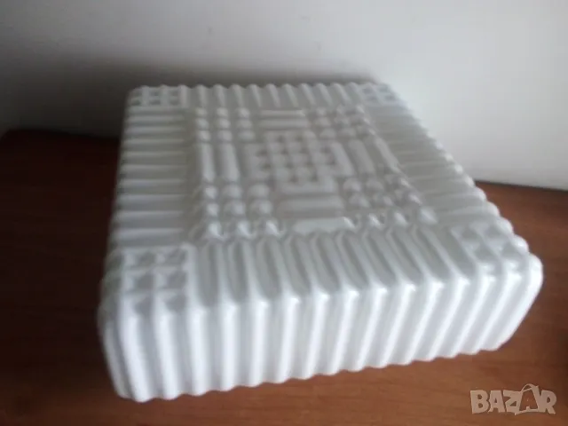 Плафон, квадрат