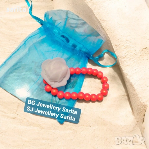 Брокатена гривна с красива бяла роза от фоам , снимка 2 - Гривни - 53179781