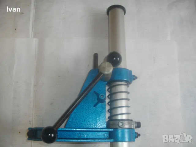 НОВА НЕМСКА СТАРО КАЧЕСТВО АЛУМИНИЕВА ПРОФИ ОРЕБРЕНА СТОЙКА ЗА БОРМАШИНА WABECO 1885 GERMANY ХОД60мм, снимка 13 - Бормашини - 49690010