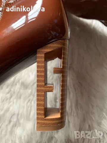 Нови кафяви лачени ботуши на дебел екстравагантен ток, снимка 4 - Дамски ботуши - 48943484