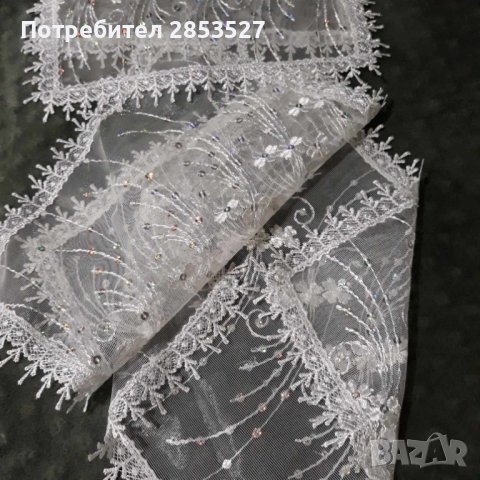 Комплект Бродирани Карета, снимка 4 - Покривки за маси - 43660811