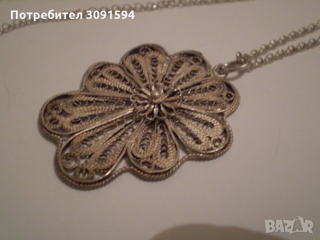 Старинен  медальон - филигран със нов синджир, снимка 7 - Антикварни и старинни предмети - 35298350