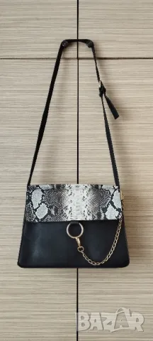 Дамска чанта със змийски принт 