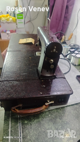 Немска електрическа шевна машина FREIA 1948-1949, снимка 4 - Шевни машини - 52775715