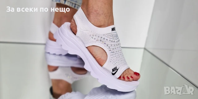 Nike Дамски Сандали Найк От 36 До 41 Номер - Бели Или Черни Код P821, снимка 10 - Сандали - 50830421