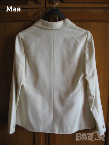 Бяло сако.Класическа кройка, снимка 2 - Сака - 27945258