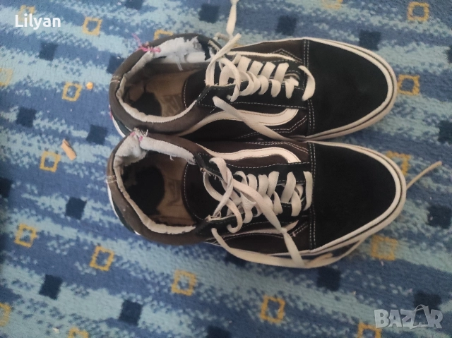 Открийте вечната класика от Vans! Перфектен избор за любителите на уличната мода, . Unisex