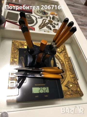 Ножчета с дръжки от кехлибар бакелит, снимка 2 - Антикварни и старинни предмети - 51870844