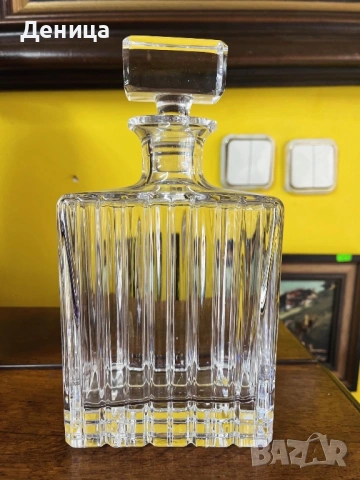 Стил⚜️ Изключително елегантен и стилен декантер Без да се натрапва с пищни форми и гравюри, но със с, снимка 9 - Други - 53422321
