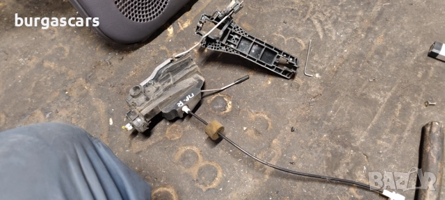 Брава предна дясна врата Mercedes A160 W168 - 50лв