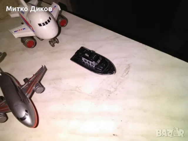 Сет самолети момиче танк параход и камион общо 6броя отлични, снимка 2 - Коли, камиони, мотори, писти - 49625092
