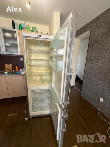 Хладилник с фризер Liebherr Cuesf 3503 за части или ремонт, снимка 2 - Хладилници - 52020961